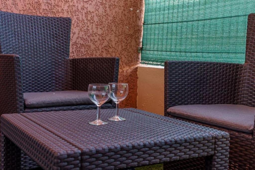 מרסיי Appartement Climatise Avec Terrasse Tout Equipe A 5Min De La Gare St Charles מראה חיצוני תמונה